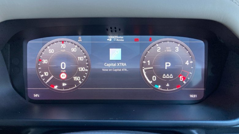 Land Rover Defender 3.0 D300 HSE 110 5dr Auto Diesel Estate